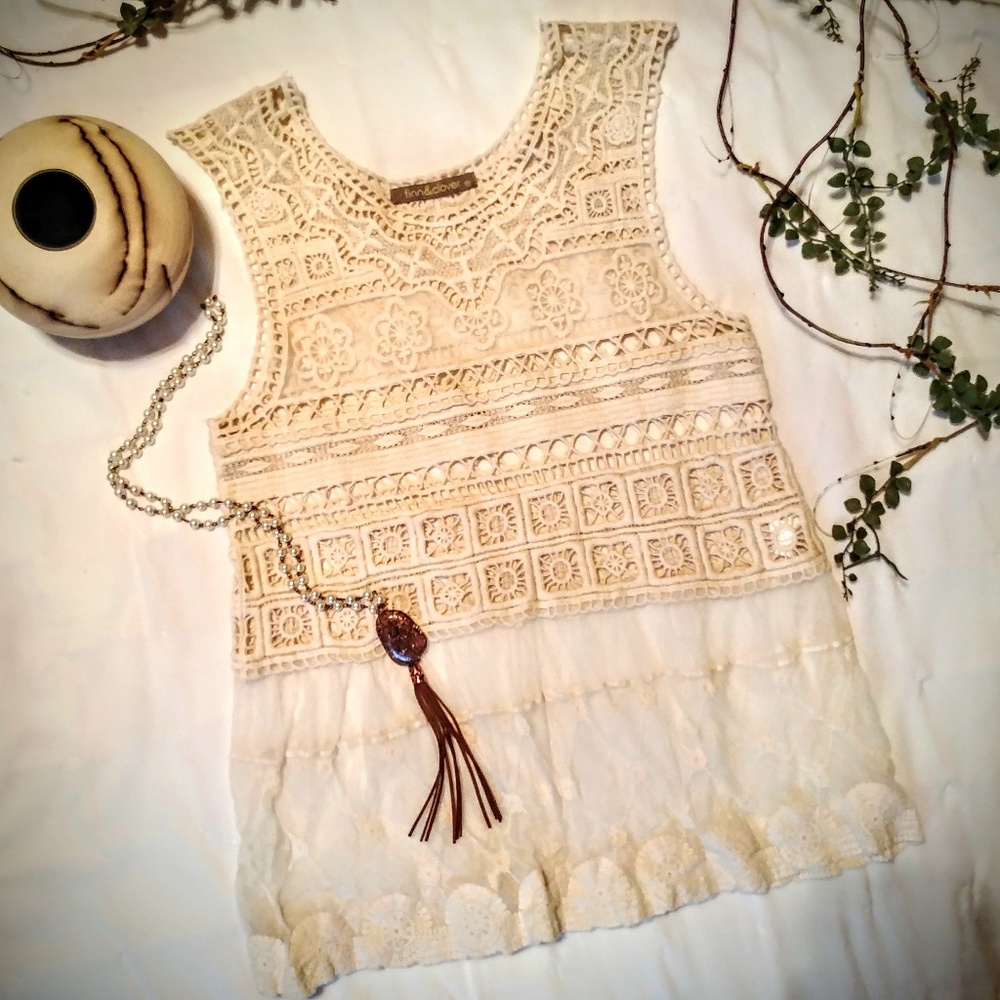Lace Tank by Finn&Clover